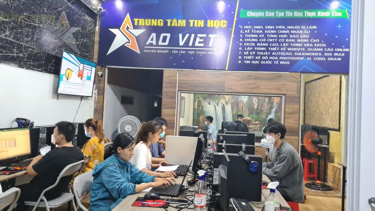 Học Tin Học Văn Phòng ở Trung Tâm Tin Học