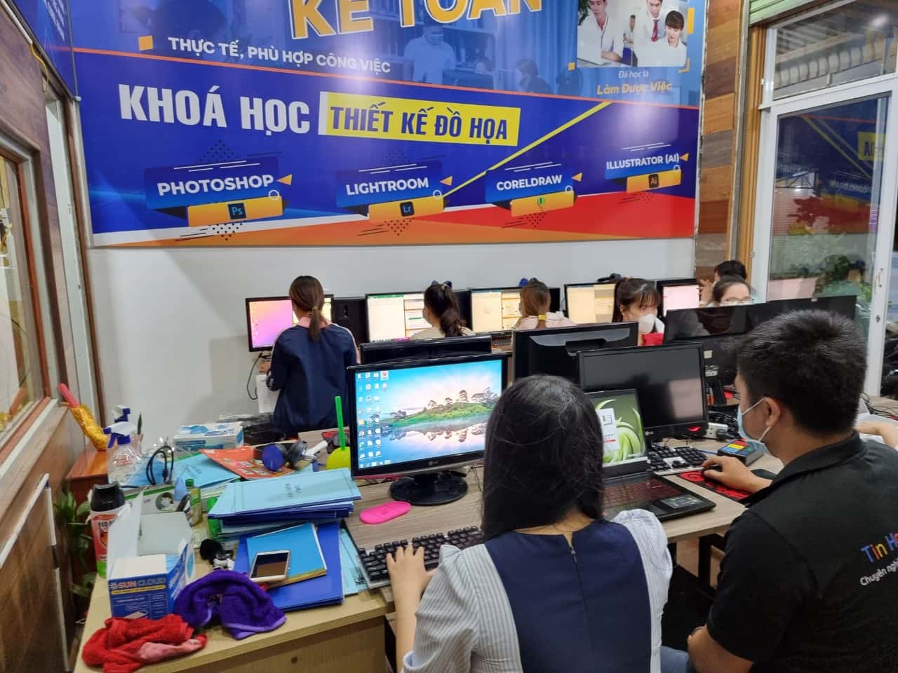 Trung Tâm Tin Học Trí Việt ở Bình Tân