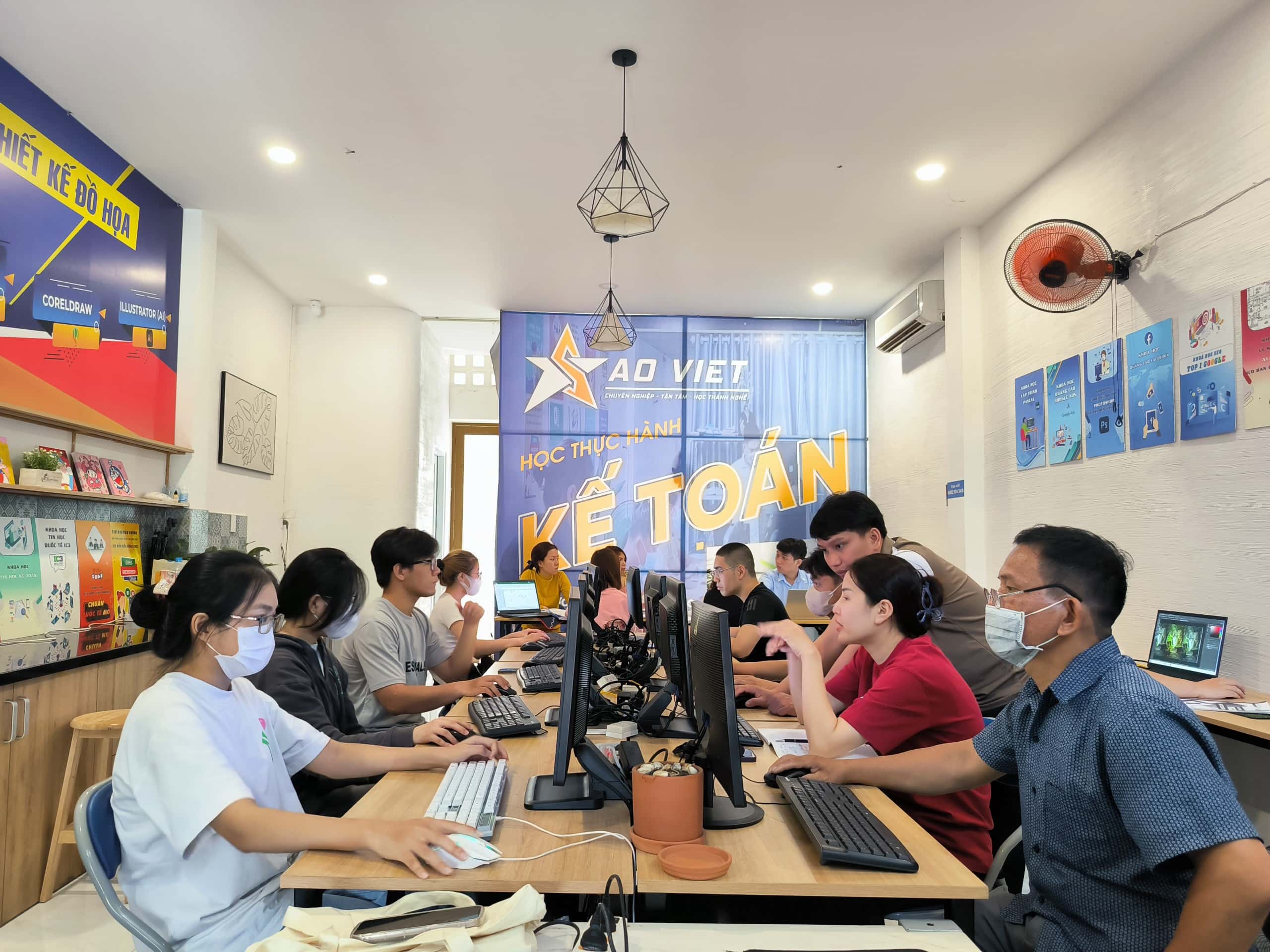 Đào Tạo Nghề Hành Chính Nhân Sự Quận Bình Thạnh