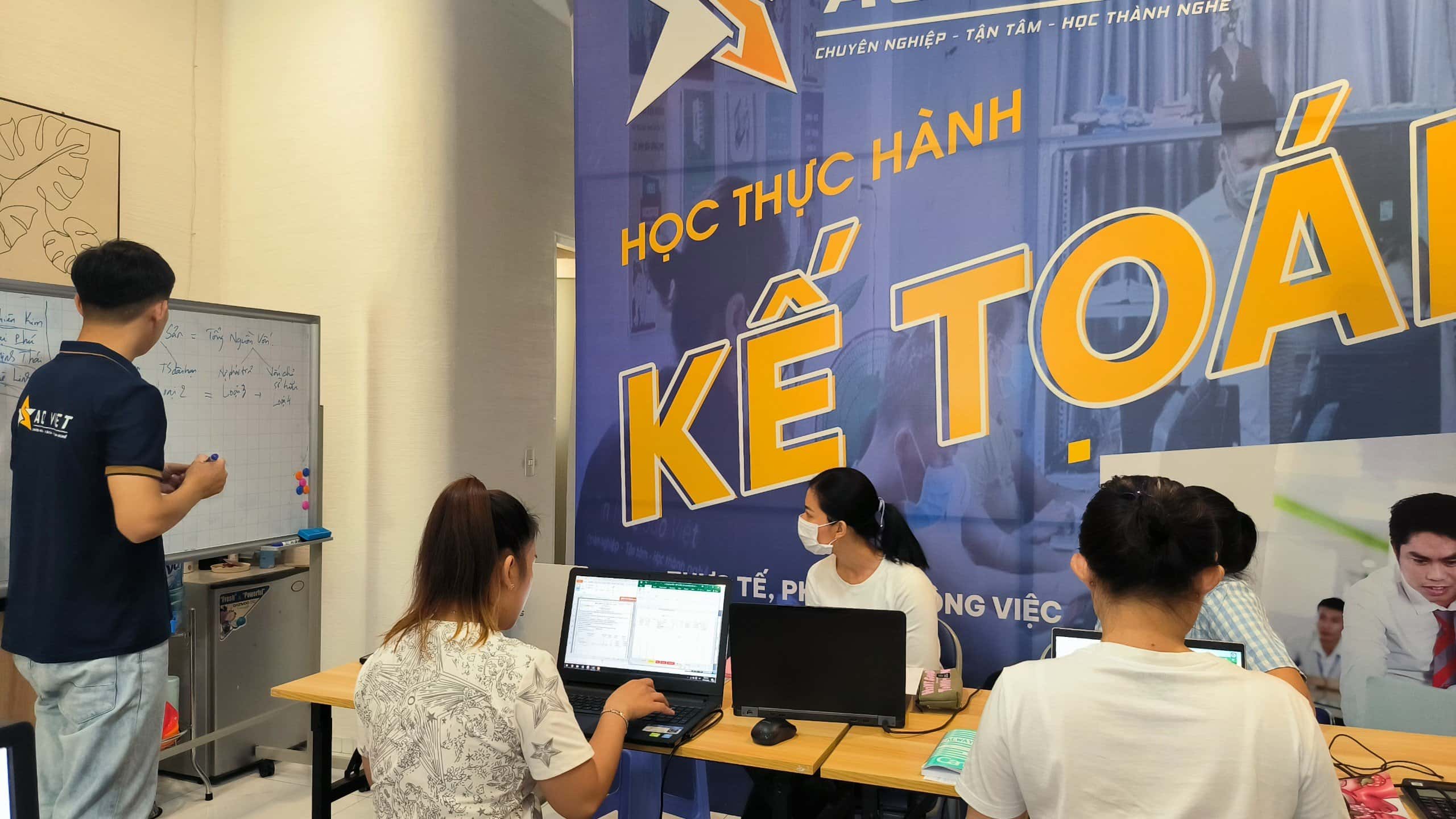 Khóa Học Kế Toán Tổng Hợp Thực Hành Tại Gò Vấp
