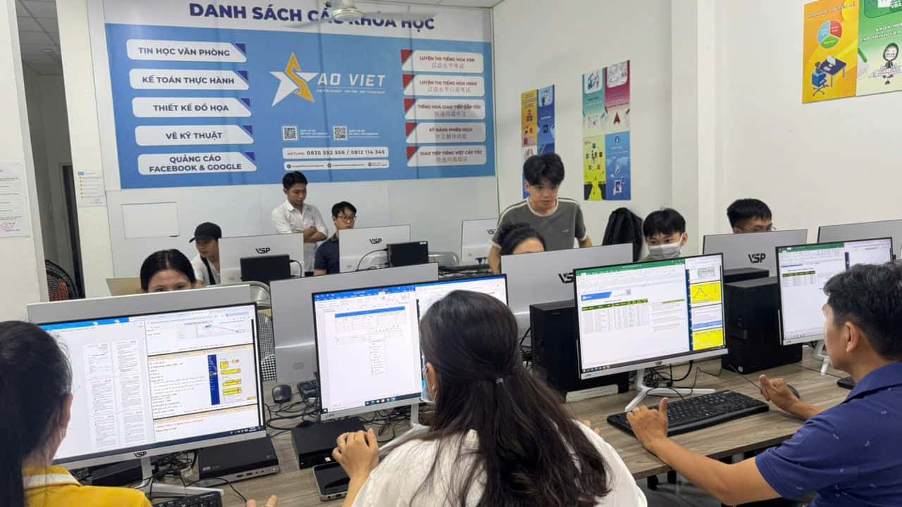 Khóa Tin Học Văn Phòng Và Ứng Dụng AI Trong Công Việc