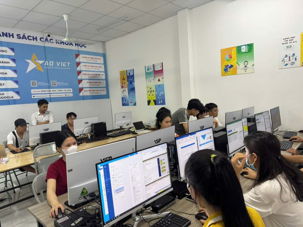 Khóa Học Tin Học Văn Phòng Cho Người đi Làm ở Phường Gia Định