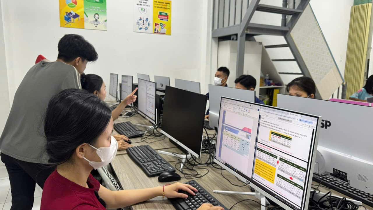 Khóa Học Vi Tính Văn Phòng Cho Người Mới Bắt đầu